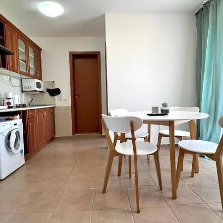 Apartment Bratanov Holiday