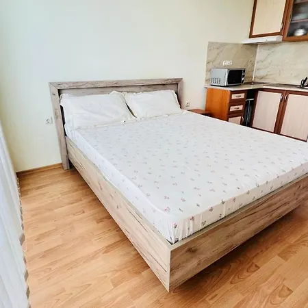 Apartman Bratanov Holiday
