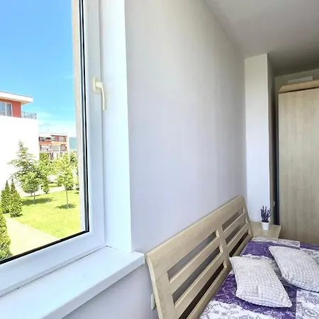 شقة Bratanov Holiday ساني بيتش